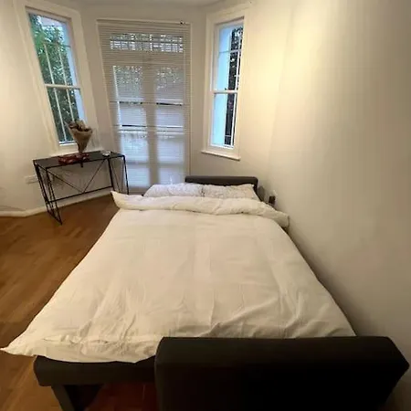 Apartment Lovely 1 Bedroom In West Kensington London