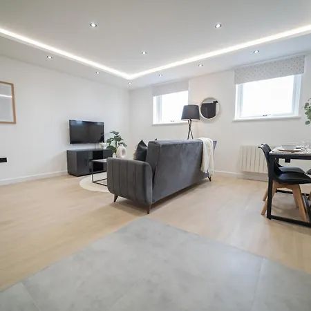 One And Two Bedroom Near Holloway Train Station By Belvilla Apartment London