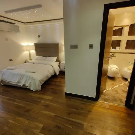 Stanhope Terrace Apartment London