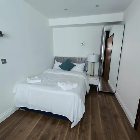 Apartment Stanhope Terrace