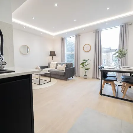 One And Two Bedroom Near Holloway Train Station By Belvilla Apartment *