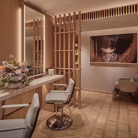 Hotel Claridge's, Maybourne Collection