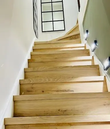 Apartment Newly Renovated Modern 2 Bedroom Flat In West London