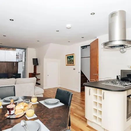The Broadway, Crouch End Casa vacanze Londra