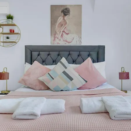 Pensión Heathrow Stays - Fawns Manor *