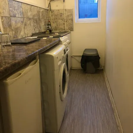 Oyo 94 Bricklane Studio Flats Hotel London
