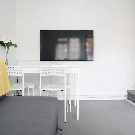 Apartment Twelve Thirty Serviced - Balham