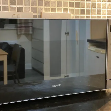 Lovely 1-bedroom Flat In * Londýn