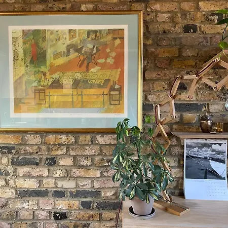 Bright & Beautiful Loft 10mins To Shoreditch Apartment