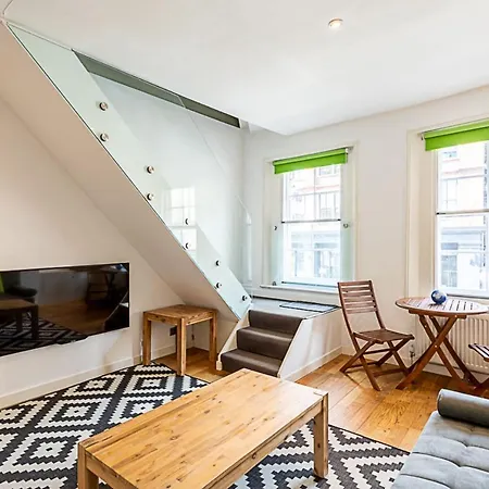 Farringdon Leo Loft