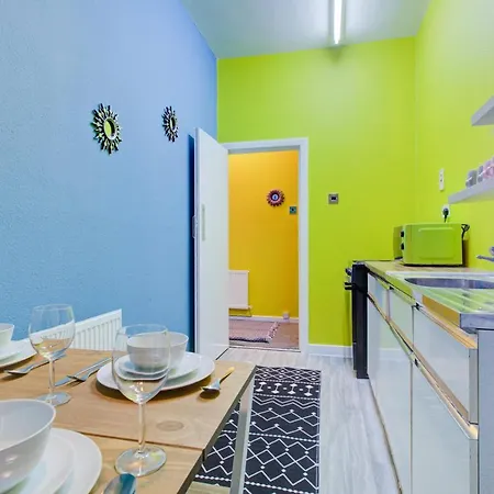 Apartment Inviting 2-bed Budget In London