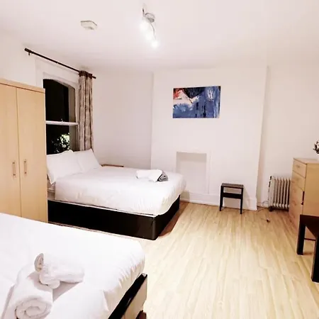 Madia Pad - By Chaps Apartment *