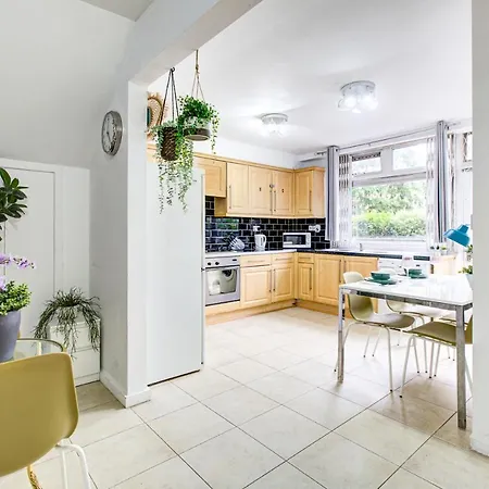 Gorgeous 4 Bedrooms, 5-baths House In Near Edgware Road, Oxford Street, Hyde Park Apartment London