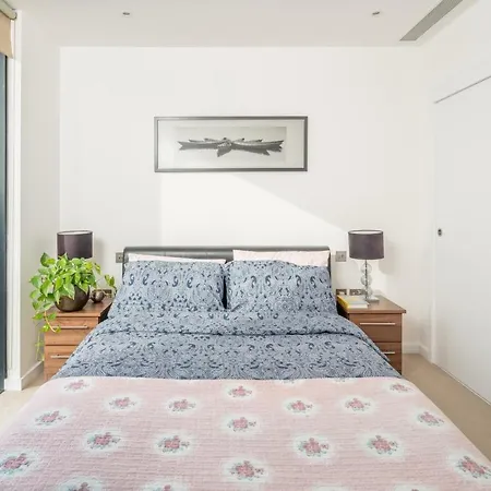 Altido Bright, Modern In Elephant & Castle Apartment London