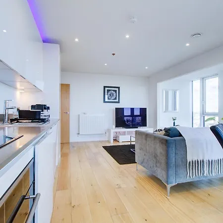 Medusa Apartment London