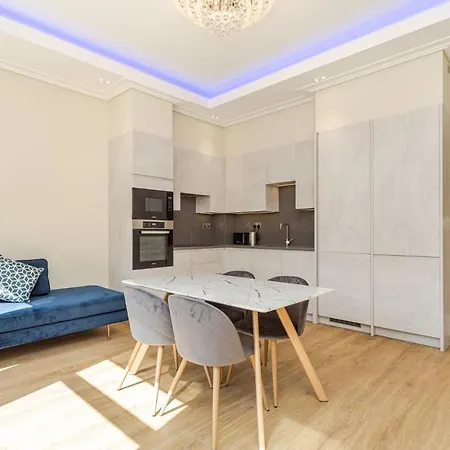 Luxlet - Heart Of Hampstead,