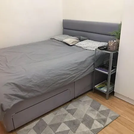 Apartment Entire Private In Kensington 3 Mins To Tube *