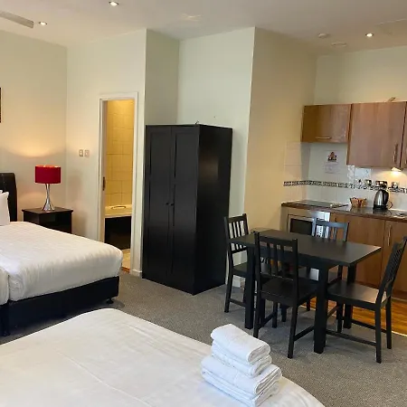 Grand Plaza Serviced Londyn