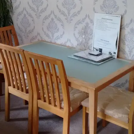 Apartment 2 Bedrooms & 2 Bathrooms With An Ensuite *