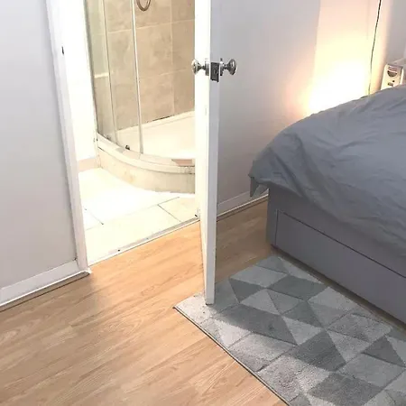 Entire Private In Kensington 3 Mins To Tube Apartment *