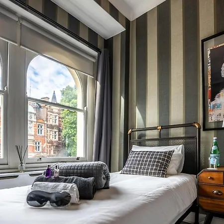 The Covent Garden 3 Bedroom Penthouse With Rooftop Terrace Appartement Londen