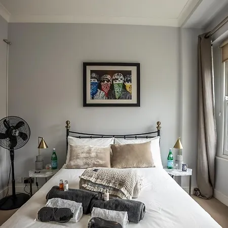 The Covent Garden 3 Bedroom Penthouse With Rooftop Terrace Appartement *