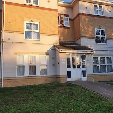 Apartment Lovely 2-bedroom With Indoor Fire Place
