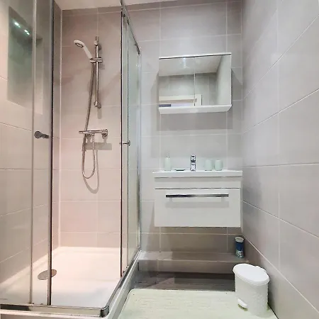 Studio Flat London