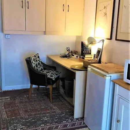 1 Dbl Bed Ground Floor Modern Oriental Flat Greenwich Park * London