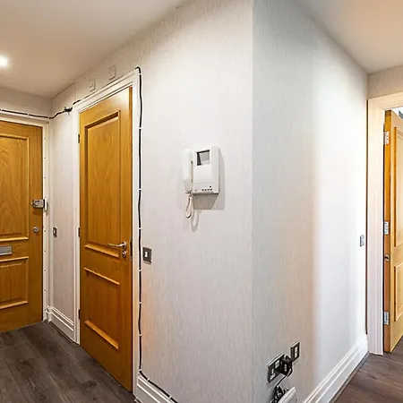 Apartment Convenient Urban Pad In Paddington London