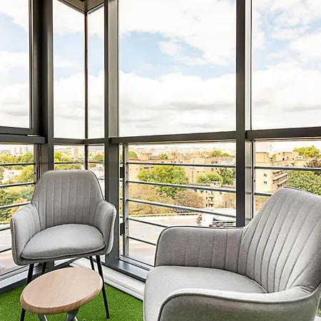 Convenient Urban Pad In Paddington *