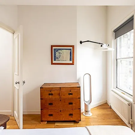 Farringdon Leo Loft * London