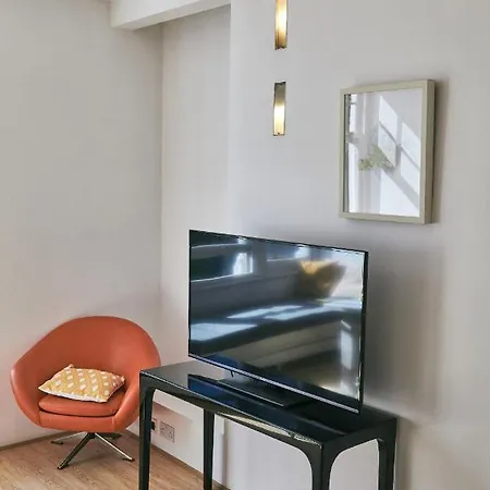Luxury In Belsize Park Apartment