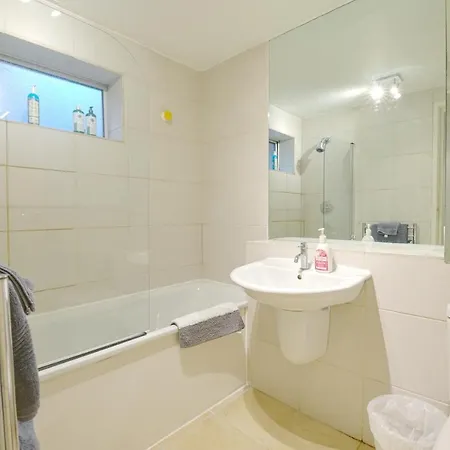 Apartment Soho Lovely Central Studio Lift Access