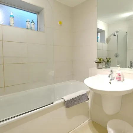 Soho Lovely Central Studio Lift Access Apartment