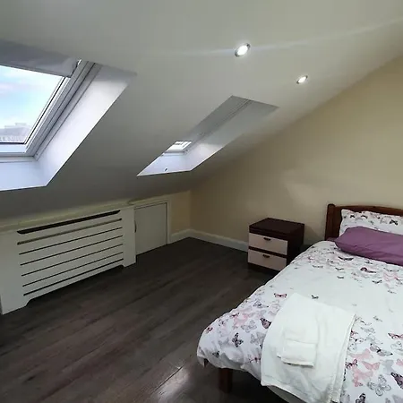 5 Bedroom House By Monishortlets *