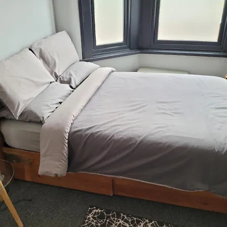 Arsenal And Tottenham Double Bedroom *
