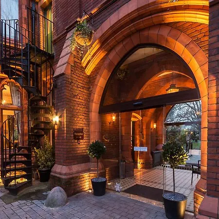 Oxford Hotel 3*