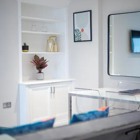 Appartamento Clarendon Rd By Capital