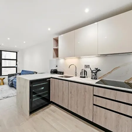 Executive 1 & 2 Bed In Heart Of Free Wifi By Aparts
