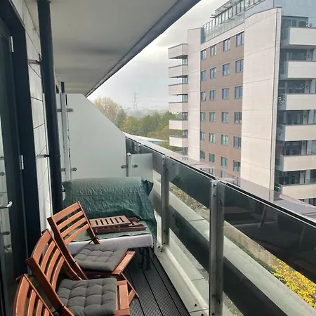 Apartman Amazing Moments Away From The Heart Of *