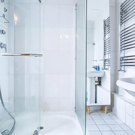 Apartment Gorgeous 4 Bedrooms, 5-baths House In Near Edgware Road, Oxford Street, Hyde Park London