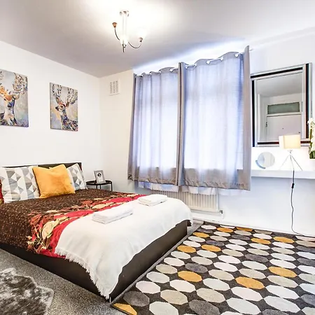 Apartment Gorgeous 4 Bedrooms, 5-baths House In Near Edgware Road, Oxford Street, Hyde Park *