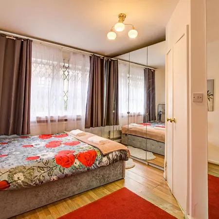 Gorgeous 4 Bedrooms, 5-baths House In Near Edgware Road, Oxford Street, Hyde Park Apartment London