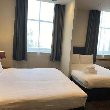 Grand Plaza Serviced 4* Londyn