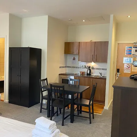 Grand Plaza Serviced Aparthotel 4*