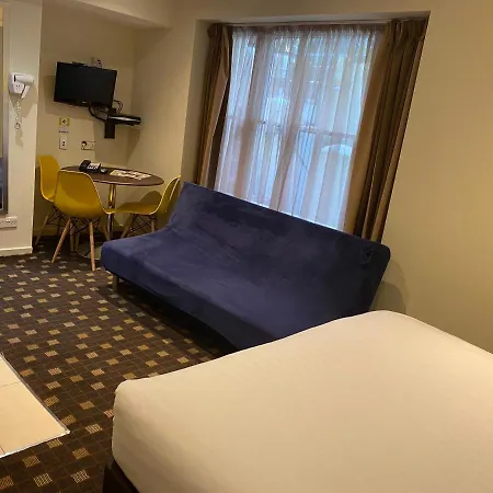 Grand Plaza Serviced Hotel apartamentowy 4*