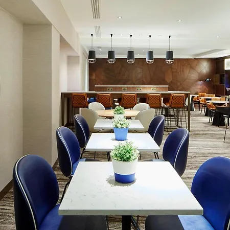 Marriott Regents Park Otel 4*