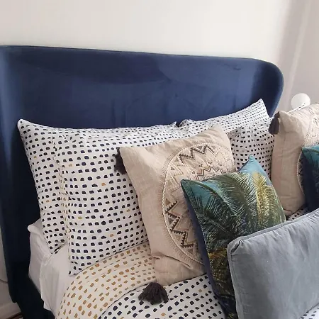 Homestay Live Like A Celebrity On Millionaire's Row London