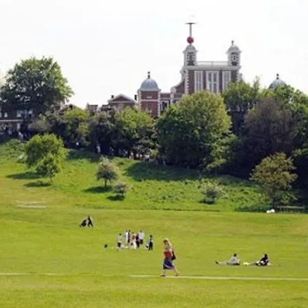 Naval In The Heart Of Royal Greenwich *